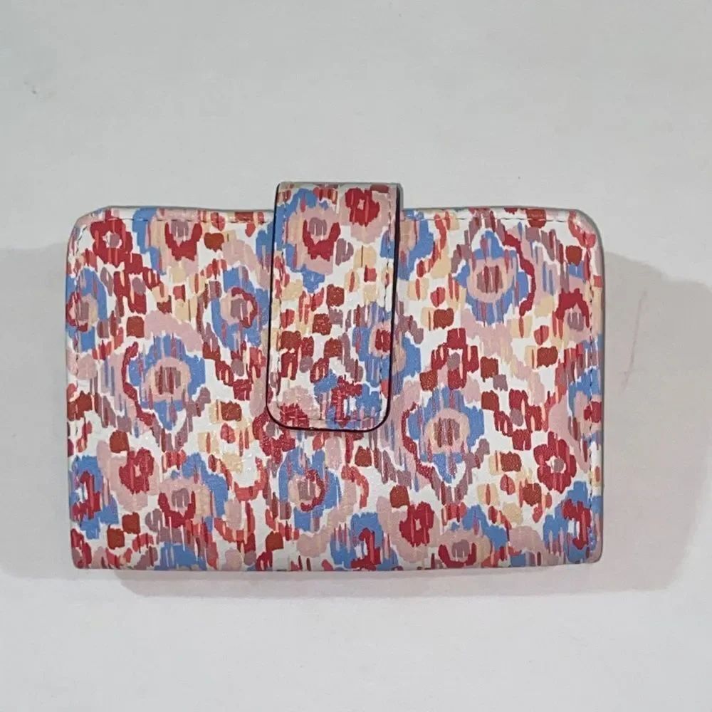 Multicolor Patterned Wallet